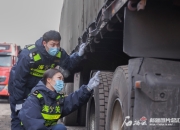 新疆外贸缘何逆势上扬